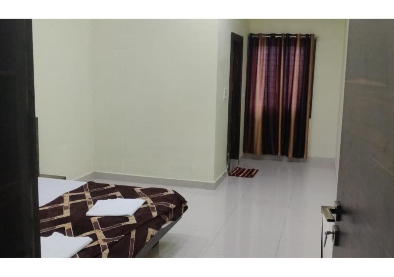 Hotel Parag Palace Jabalpur Ngoại thất bức ảnh