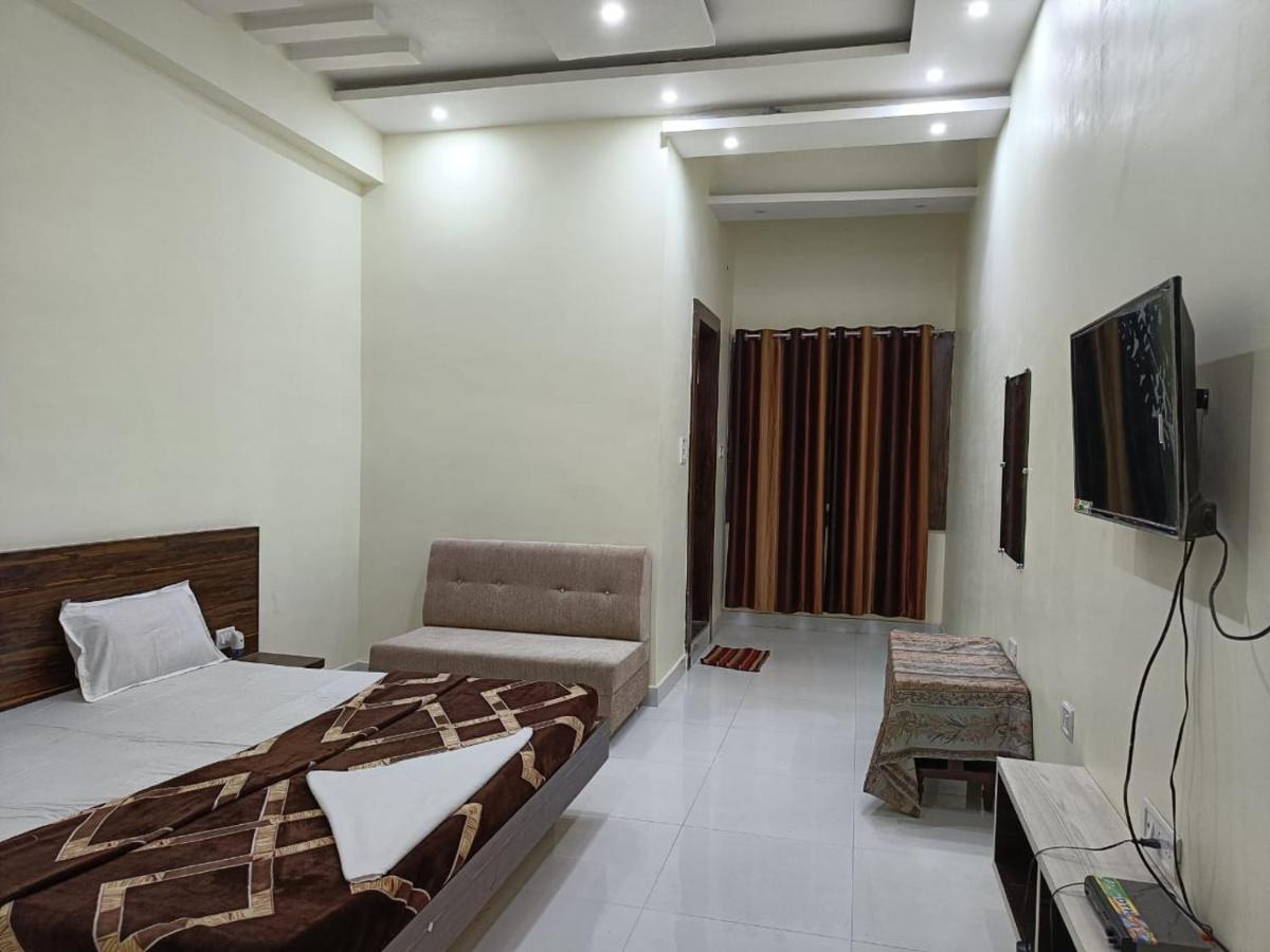 Hotel Parag Palace Jabalpur Ngoại thất bức ảnh